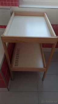 Přebalovací pult - 1