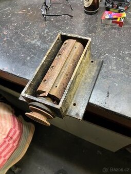 Hoblovaci hřídel s remenici - 1