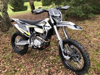 Thumpstar enduro TSF 250 /4t E