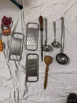 Mix starožitných věcí do kuchyně