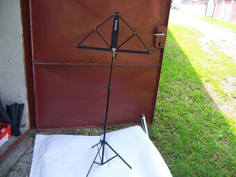 černý, kovový stojan na noty, rozkládací, stavitelný,