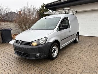 VW Caddy 2,0 CNG 80kW R.2016 184000km vestavba TOP