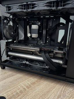 Sapphire Nitro+ Radeon RX 7800 XT 16GB