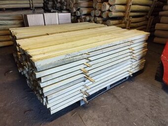 Akátové řezivo fošny,  trámy, hranoly