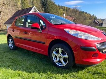 Peugeot 207 1.4 16V po velkém servisu, 2x kola