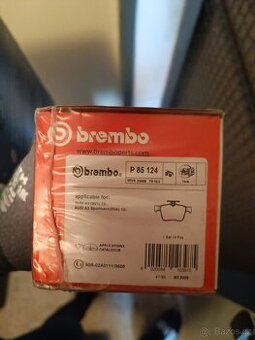 zadní brzdové destičky na Audi A3 Brembo P85124