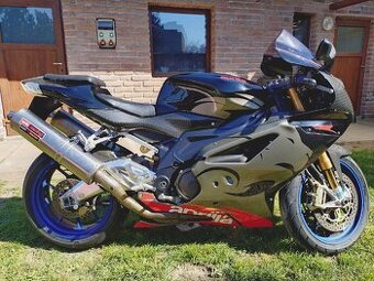 Aprilia RSV 1000R