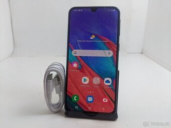 Samsung Galaxy a40 4/64 blue. Záruka 6 měsíců