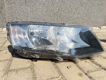 Prodám pravé přední světlo Octavia 3 před Fl