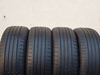 Letní Dunlop 215/60/16
