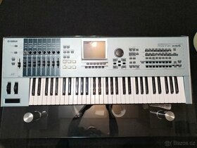 Yamaha motif  xs6 - 1