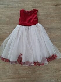 Dívčí společenské šaty, vel. 110