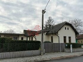 Prodej domu - chalupy u Prahy, Dobročovice. - 1