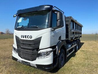 Iveco X-WAY s zemědělskou nástavbou