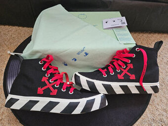 OFF-WHITE Vulcanized Canavas Blac Red (Virgil Abloh) NOVÉ - 1