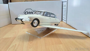Predam model Citroen DS z filmu Fantomas v mierke 1:18 - 1