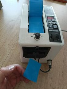 Podavač / nařezávač pásek M-1000