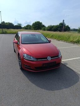 Volkswagen Golf VII 1,4 Tsi 7st DSG výbava CUP