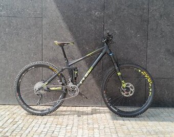 Cube Stereo 140 HPA 27,5" Race M