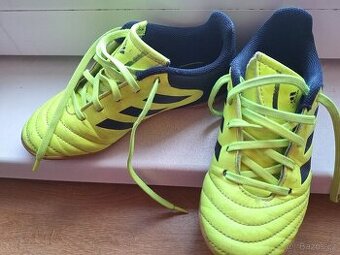 Sálovky Adidas Copa vel.32