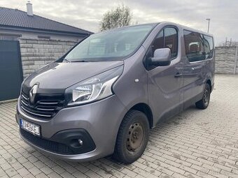 RENAULT TRAFIC BUS 9 MIEST