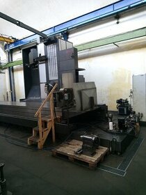 FRÉZKA CNC LAGUN GCM 8 - 4 osy r.v. 2011 - 1