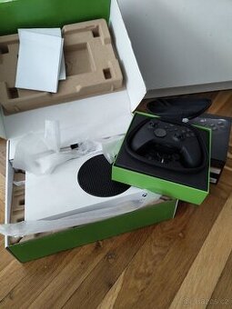 Xbox series s - plně funkční + elite series 2 ovladač