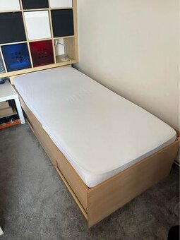Postel 90x200 včetně matrace a roštu