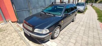 Volvo V40 1.8