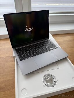 Apple MacBook Air 13" 2022 /M2 8-core/8GB/512GB SSD/10-core