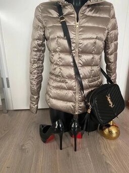 Guess perova bunda prosivana hneda zlata 36