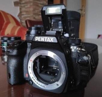 Predám telo Pentax K5-II + príslušenstvo + objektívy
