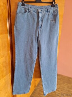 Nové dámské rifle XL