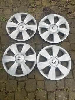 Poklice Škoda 15”