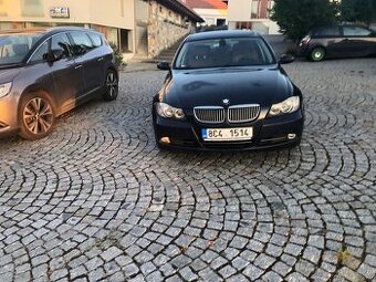 Bmw e90 330i