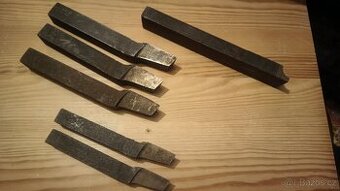 Soustružnické nože KOVANÉ