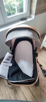 Prodám dětský kočárek - 1