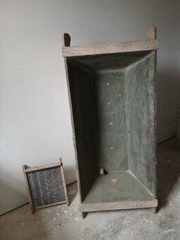 Staré necky a valcha