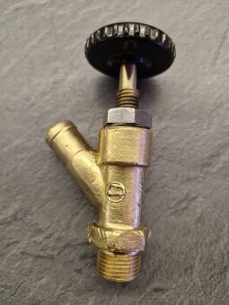 Kohout topení Octavia Felicia Spartak