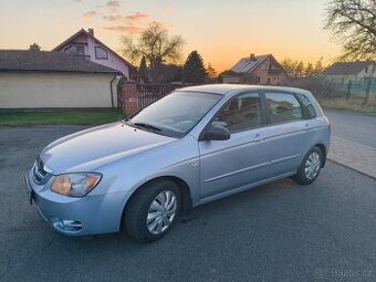 Kia Cerato 1.5 Crdi 75kw r.v 2006 původ ČR