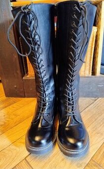 Vysoké extra široké boty 43