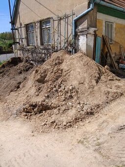 Hlína s dovozem zdarma