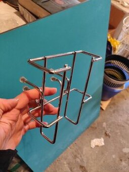 Chromovana zavesna polička 3