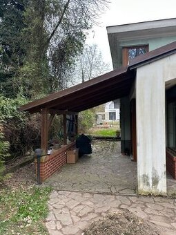 Pergola i s oplechovanim