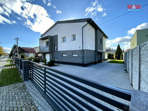 Prodej rodinného domu, 200 m², Kravaře, ul. Kostelní - 1