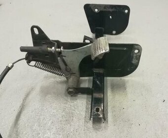 Simson skutr držák motoru