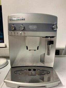 Prodám kávovar Delonghi v perfektním stavu / Delongi