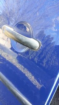 Vw caddy prave posuvne dvere