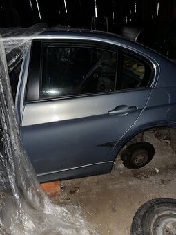 Dveře BMW E90 sedan A34