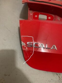 Škoda scala pate dvere